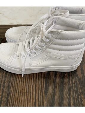Vans Women's High-Top Sneakers in White